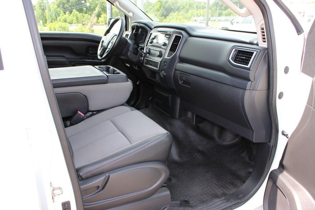 2017 Nissan Titan S