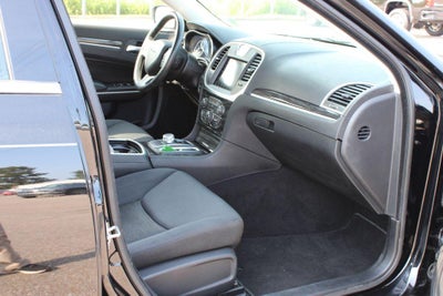 2019 Chrysler 300 Touring