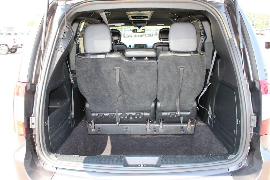 2016 Chrysler Town & Country S