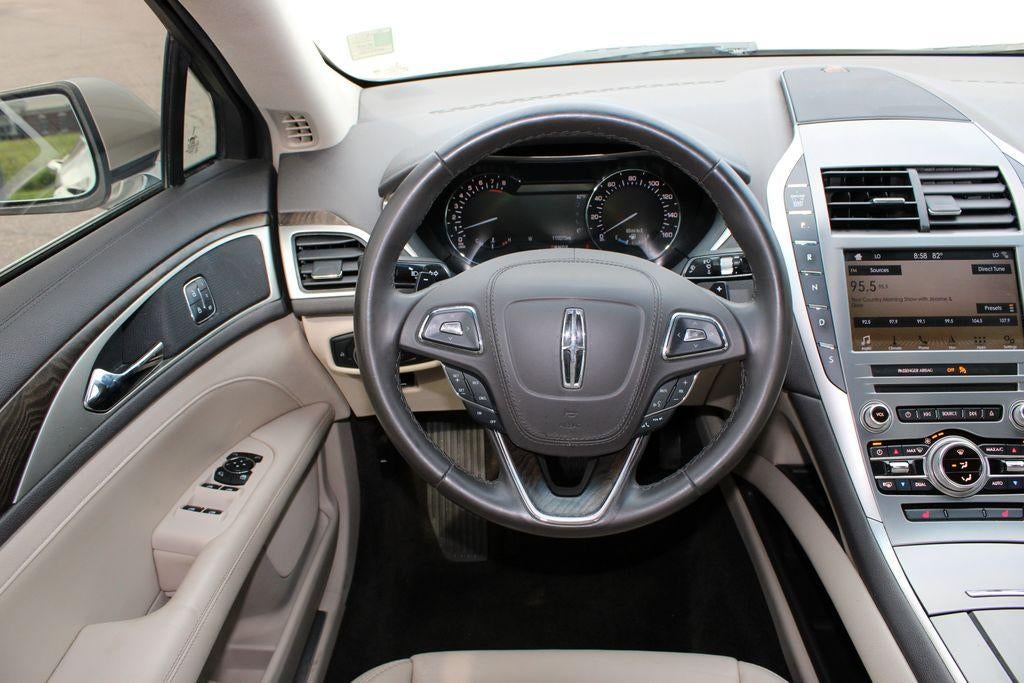2017 Lincoln MKZ Select