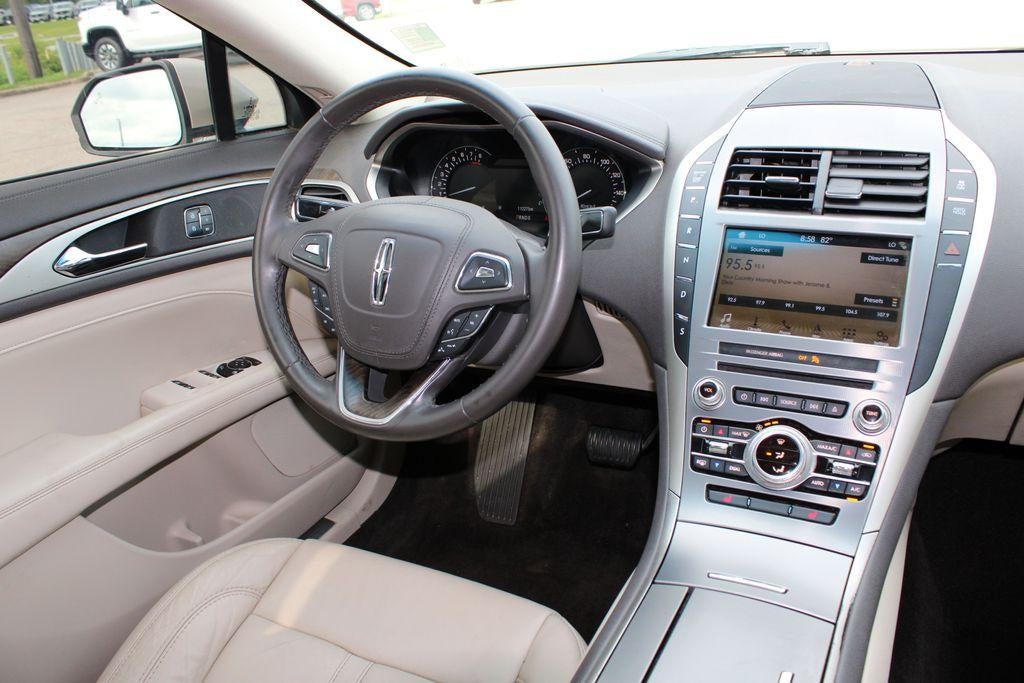 2017 Lincoln MKZ Select
