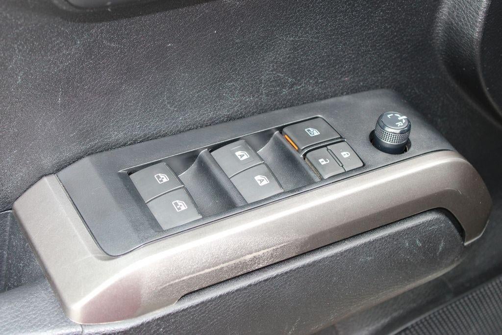 2023 Toyota Tacoma 2WD SR5
