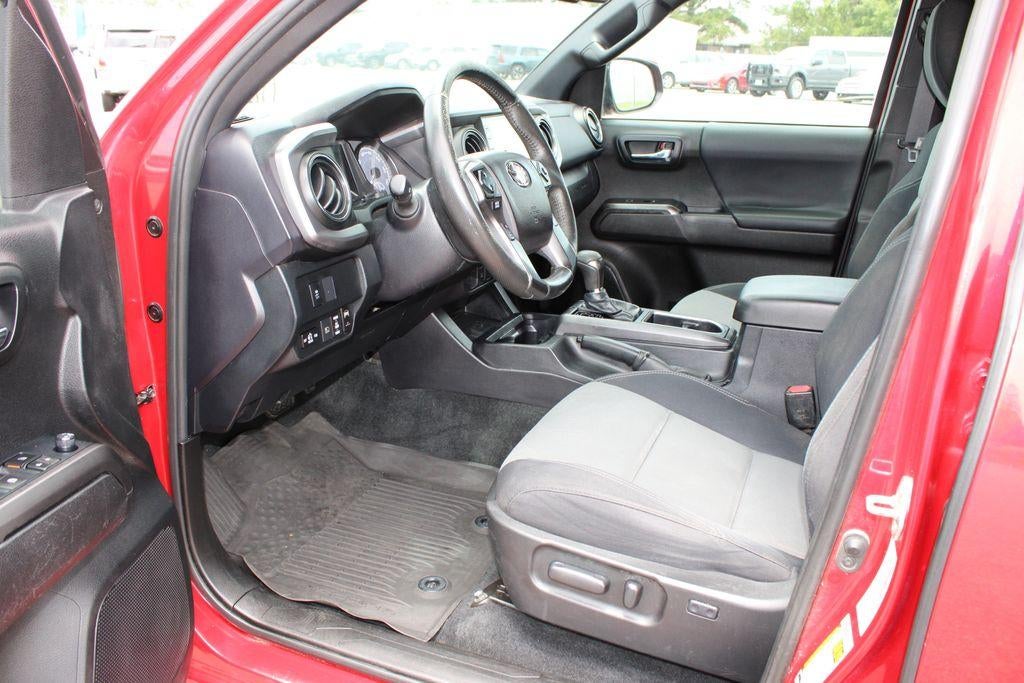 2021 Toyota Tacoma 4WD SR5