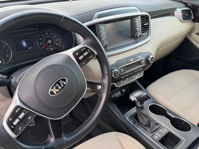 2020 Kia Sorento LX