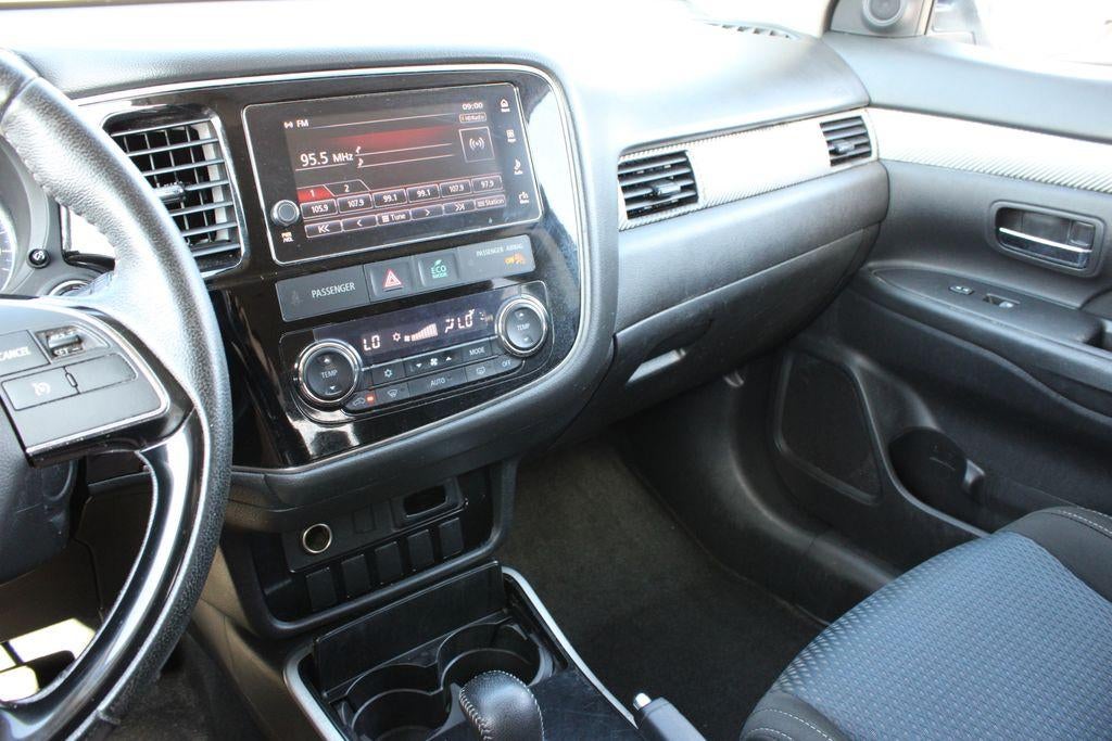 2018 Mitsubishi Outlander SE