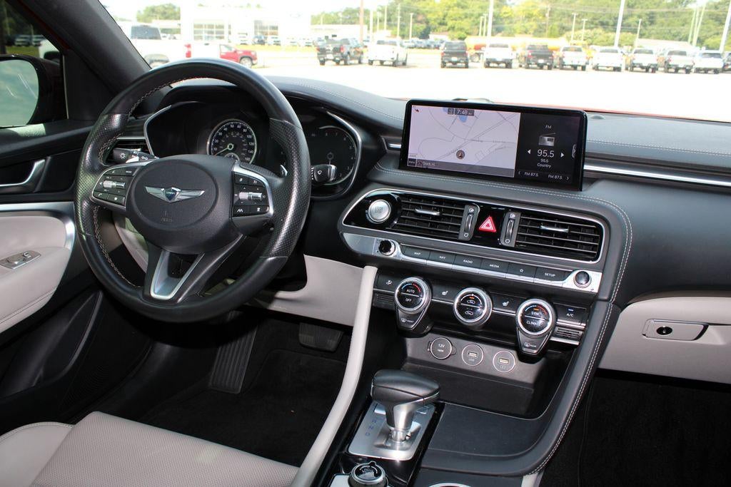 2022 Genesis G70 2.0T