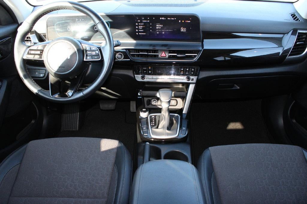 2025 Kia Seltos S - Photo 12