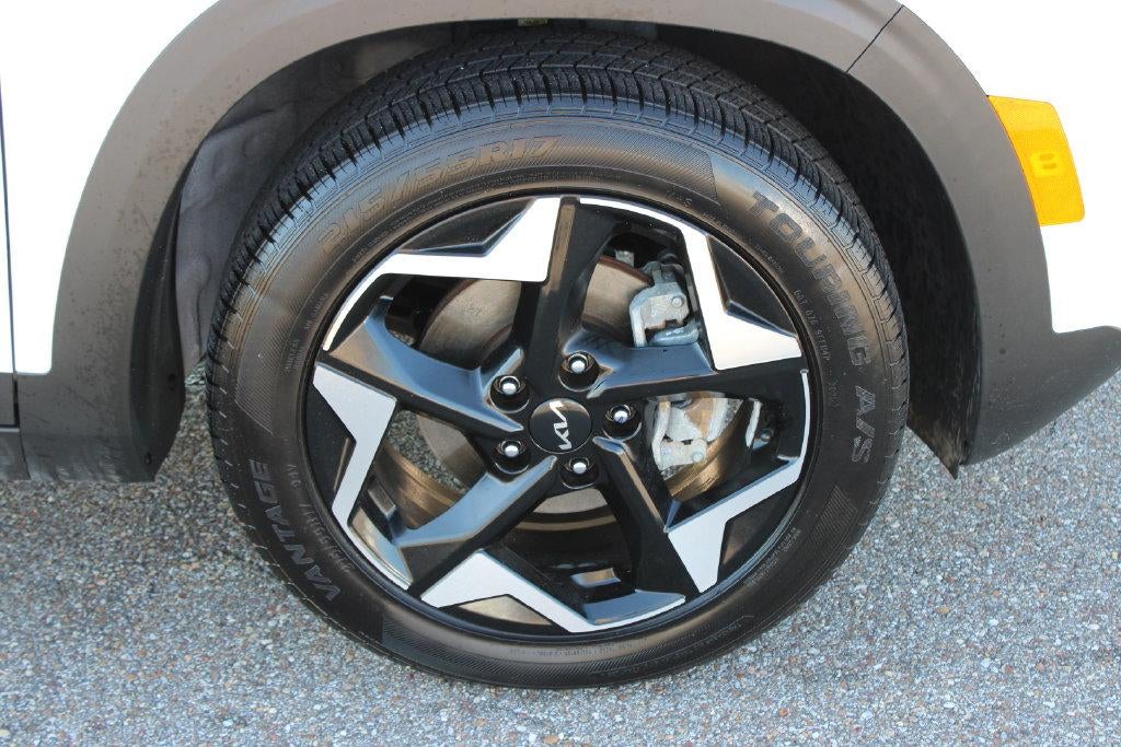 2025 Kia Seltos S - Photo 8