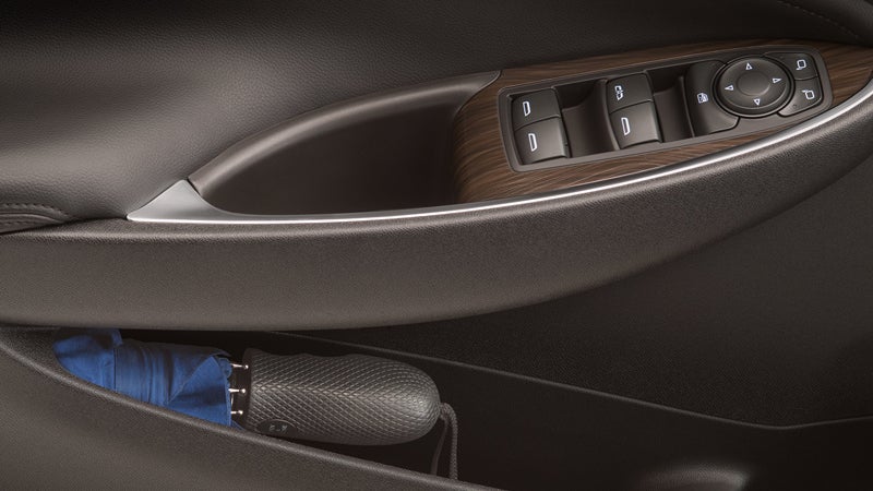 Chevrolet Malibu near door view