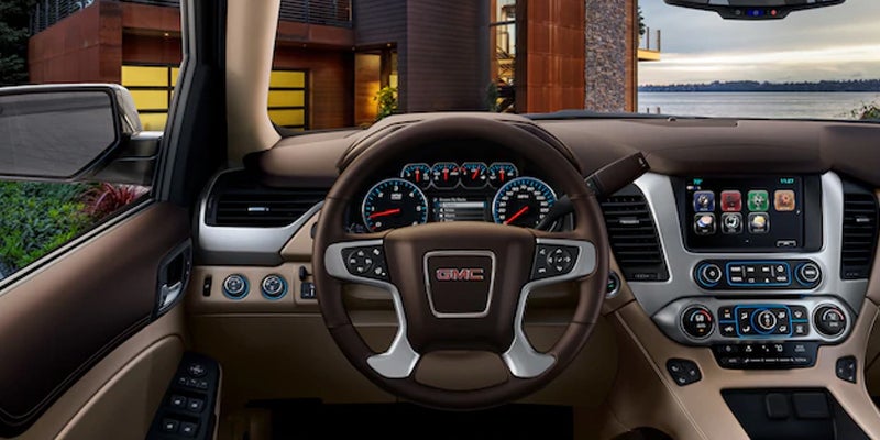 GMC Yukon steering view